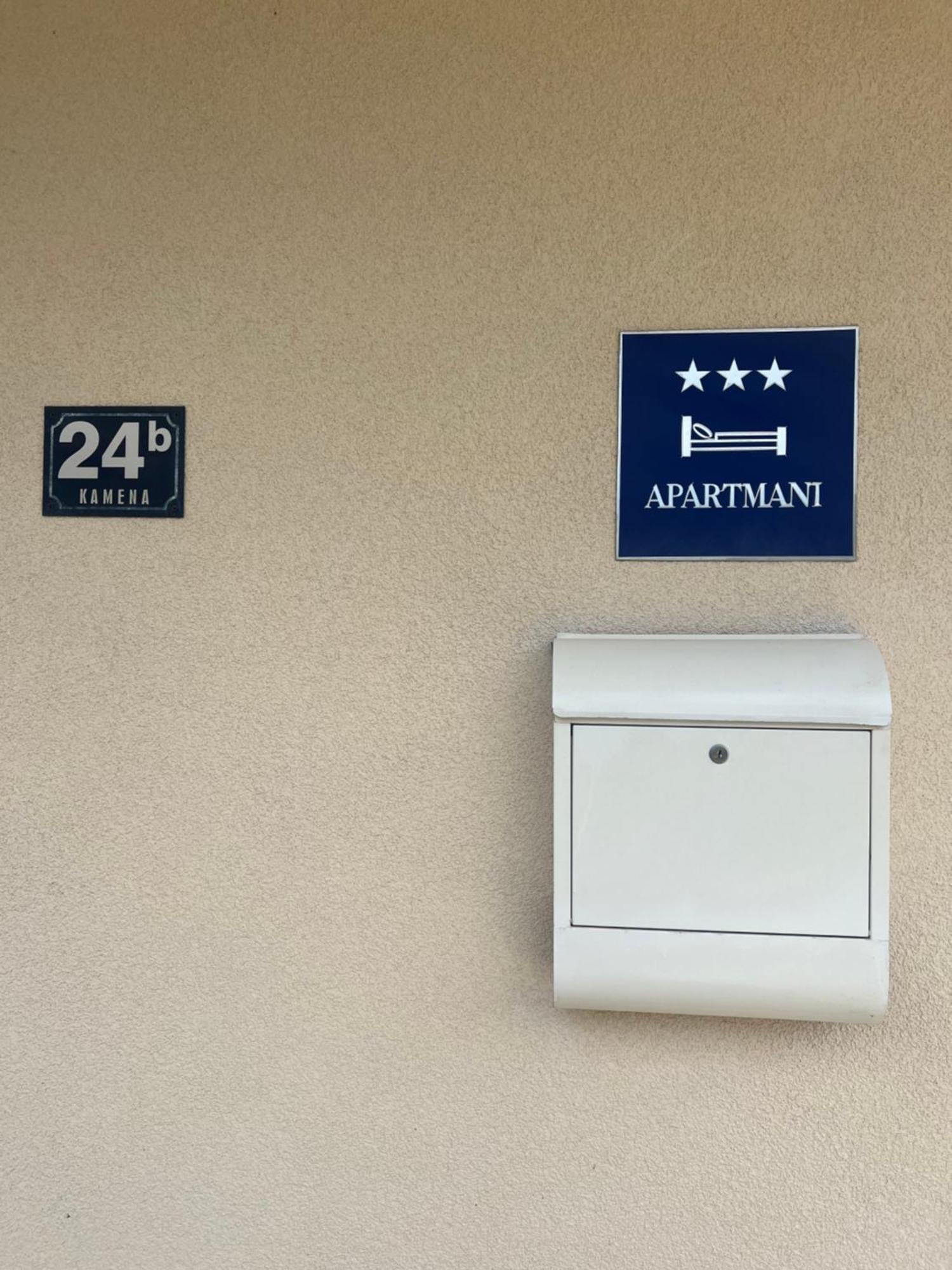 Villa Jurisic Tučepi Esterno foto
